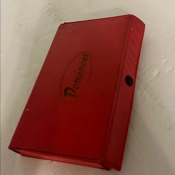 Vintage Dominos set Marlboro logo complete some visible wear due to age - Picture 5 of 9